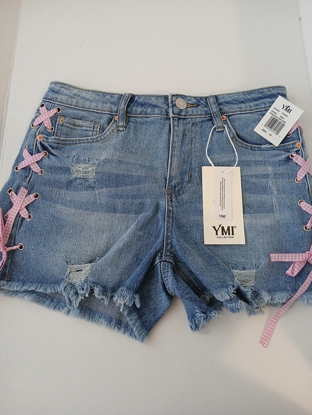 YMI Light Blue Denim Shorts with Pink Gingham Lace-Up Size 7/25 $18 - Picture 5 of 10